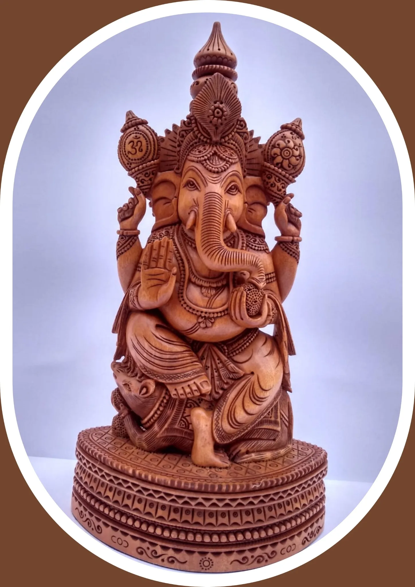 Red Sandal Vinayaka Idol
