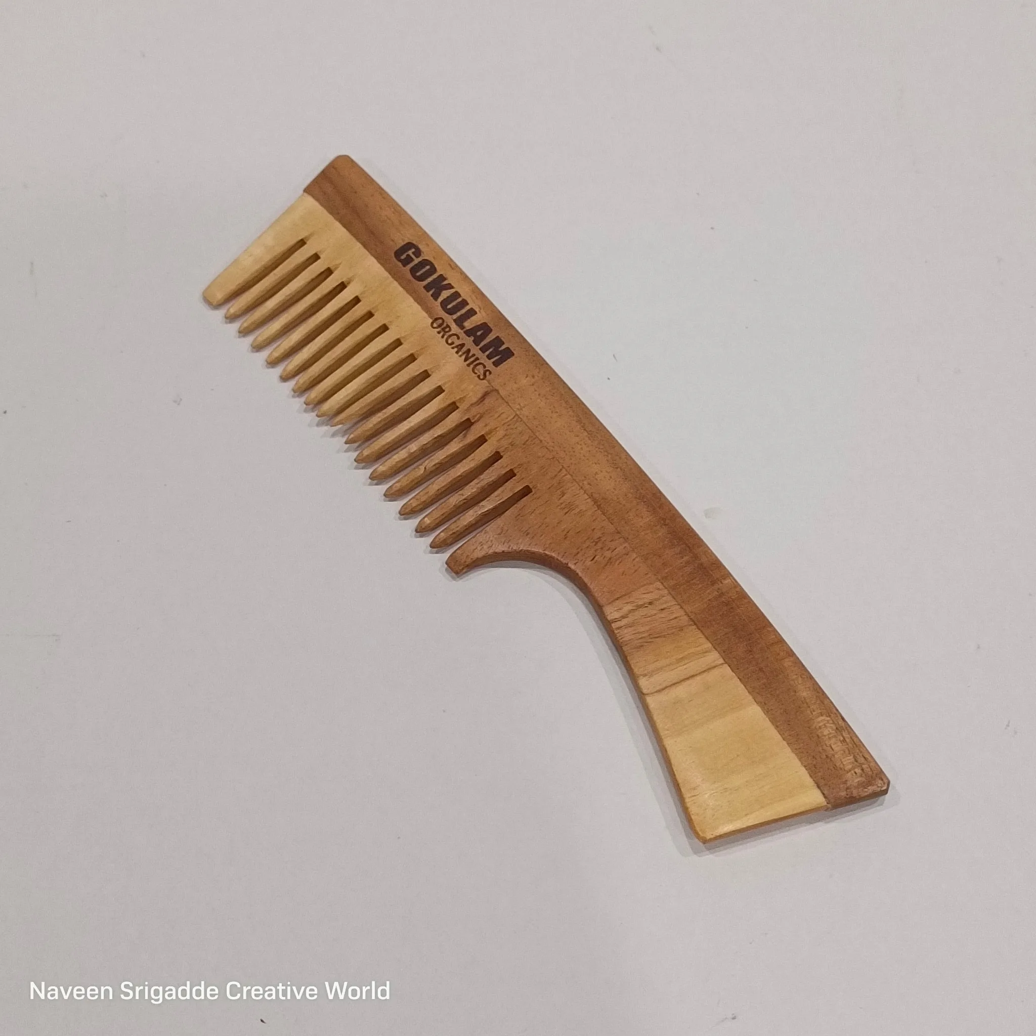 Gokulam Organics Dual-Tone Wooden Handle Comb – Comfortable Grip & Gentle on Hair